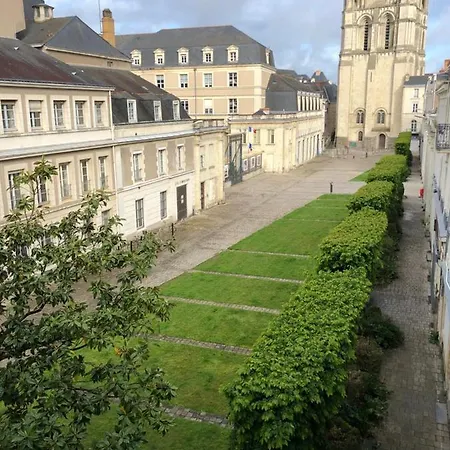 En Hyper Centre, Le Saint Aubin Apartman *